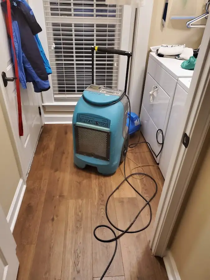 Commercial dehumidifier deployed for Flood Damage Cleanup in Clifton Heights